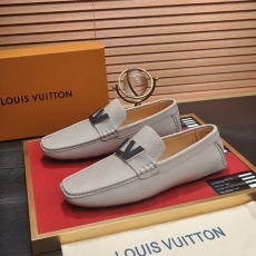 Louis Vuitton Low Shoes